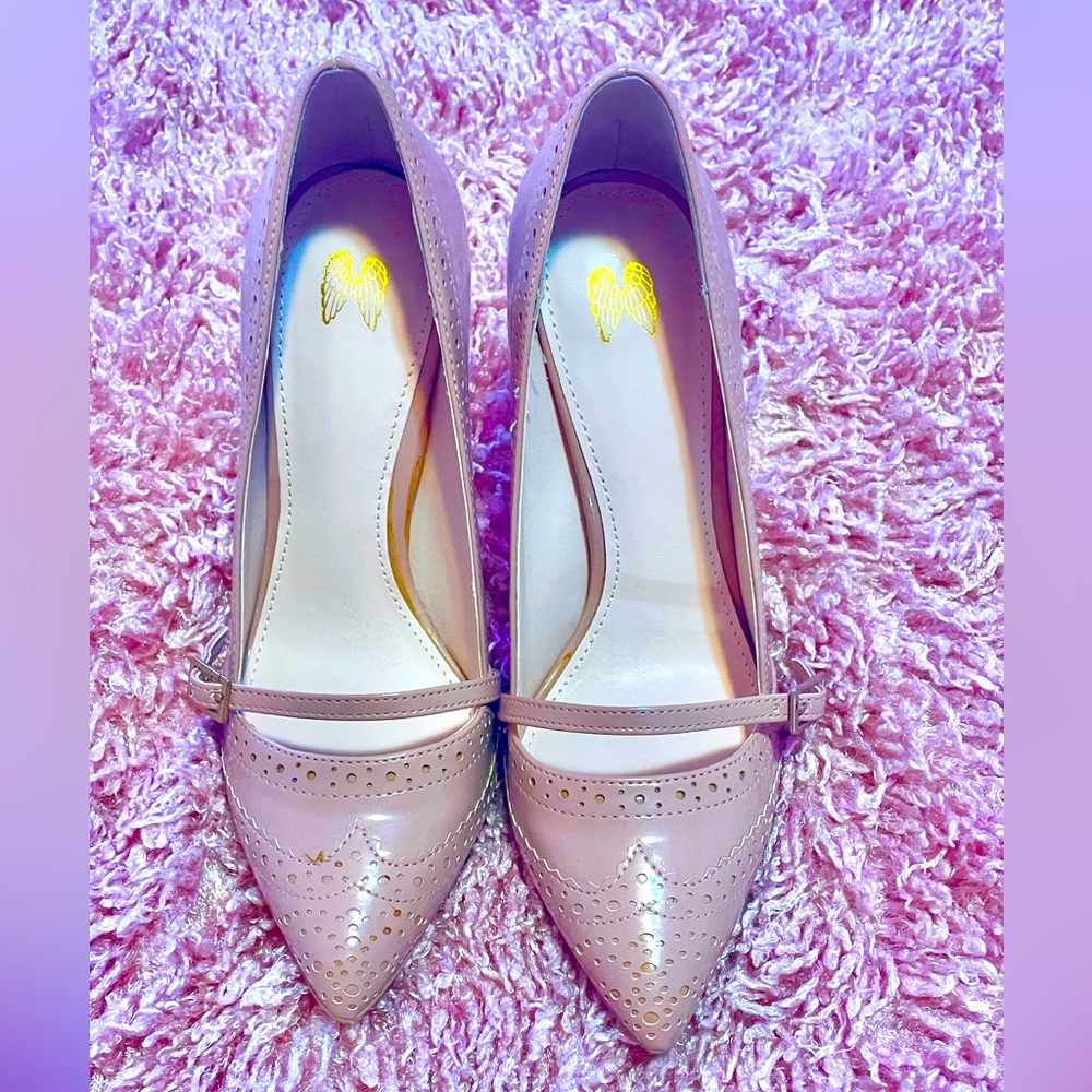 Victoria’s Secret classy beige heels